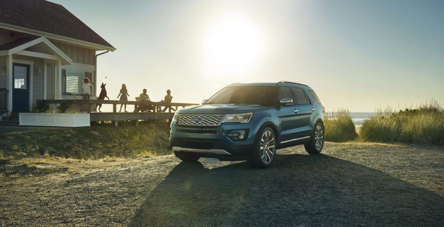  Ford Explorer Platinum 2015 года  (фото 8 из 33)